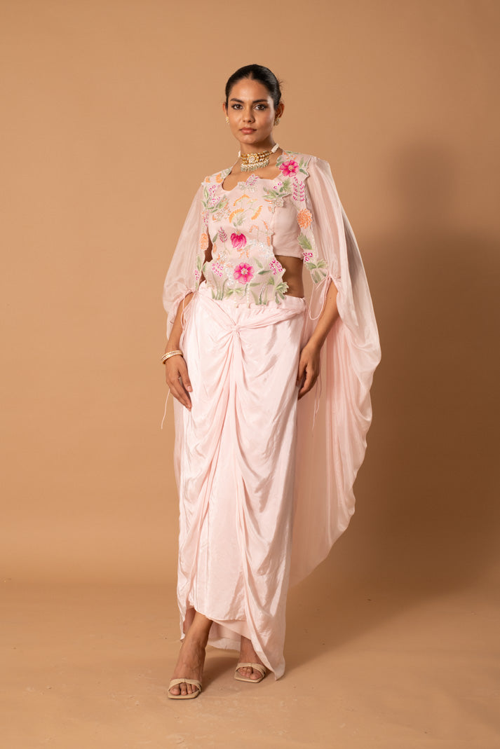 Triana Cape Set