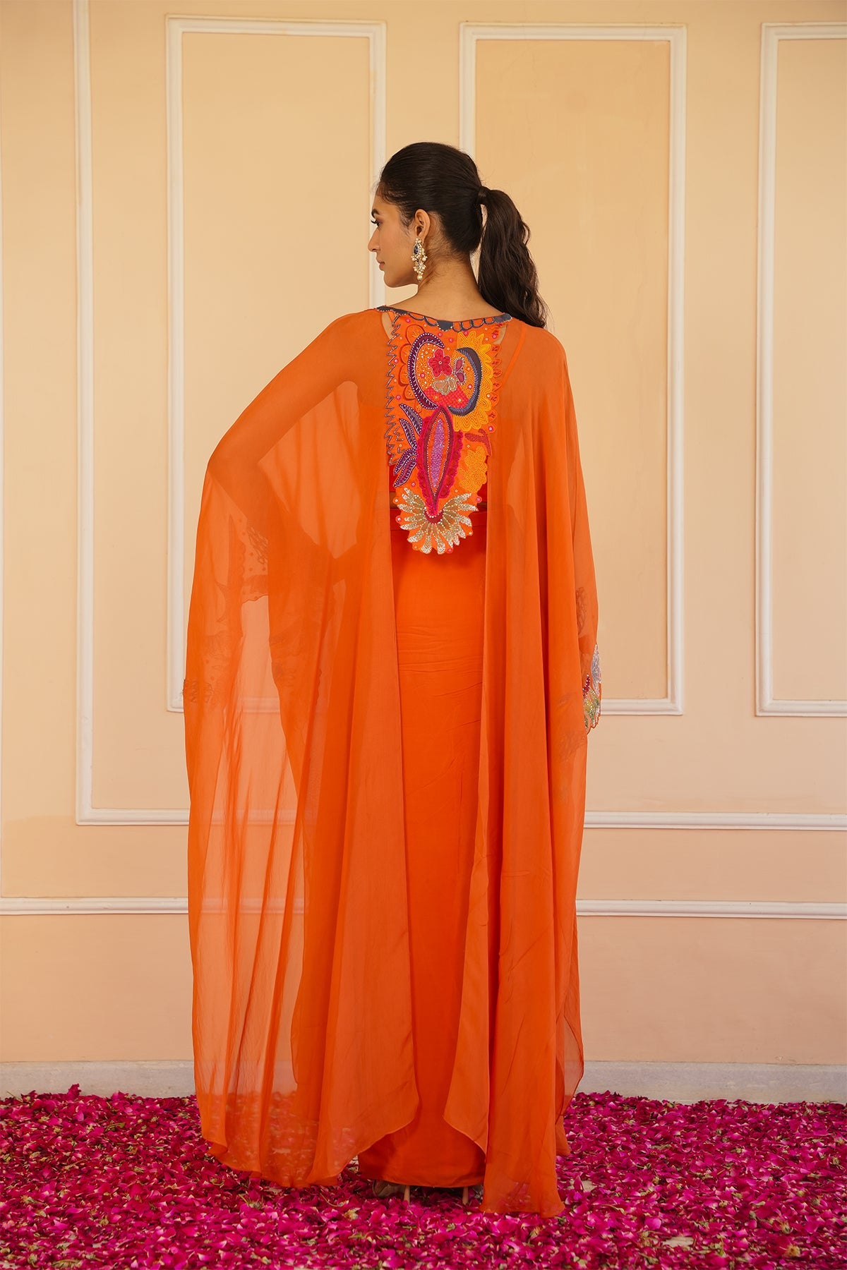 Elise Rustic Cape Set