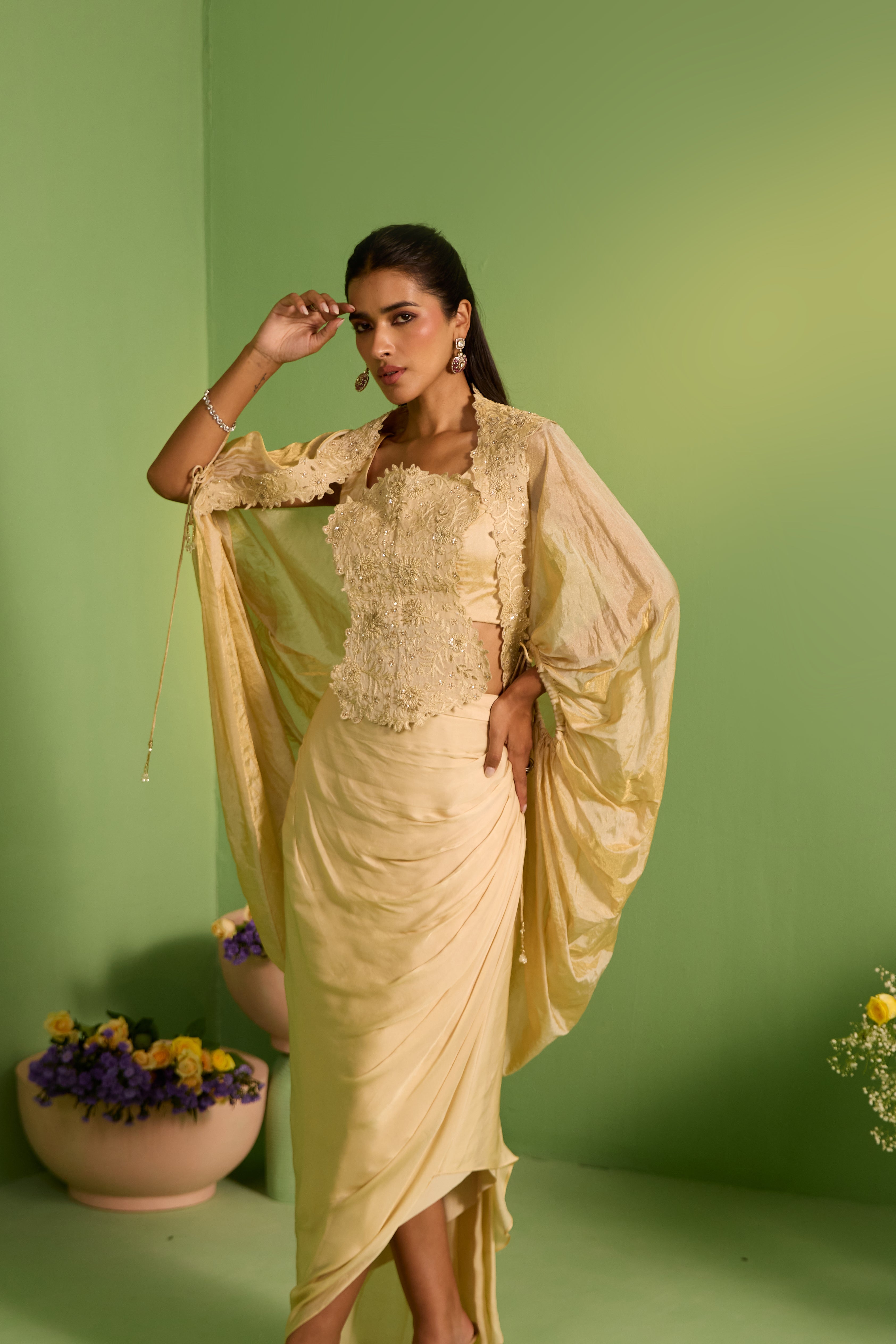 Arwa Cape Set