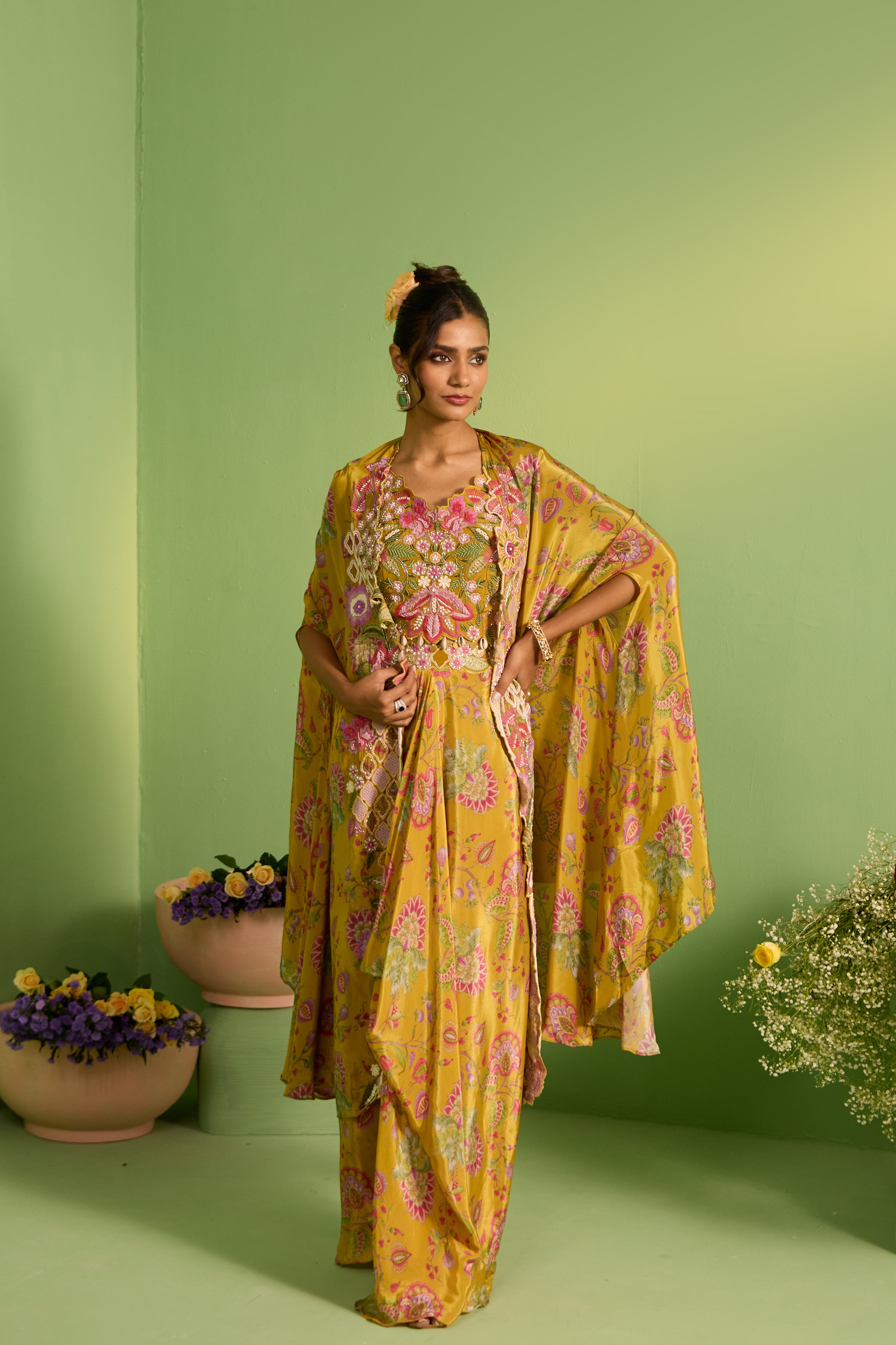 Zivara Printed Cape Set