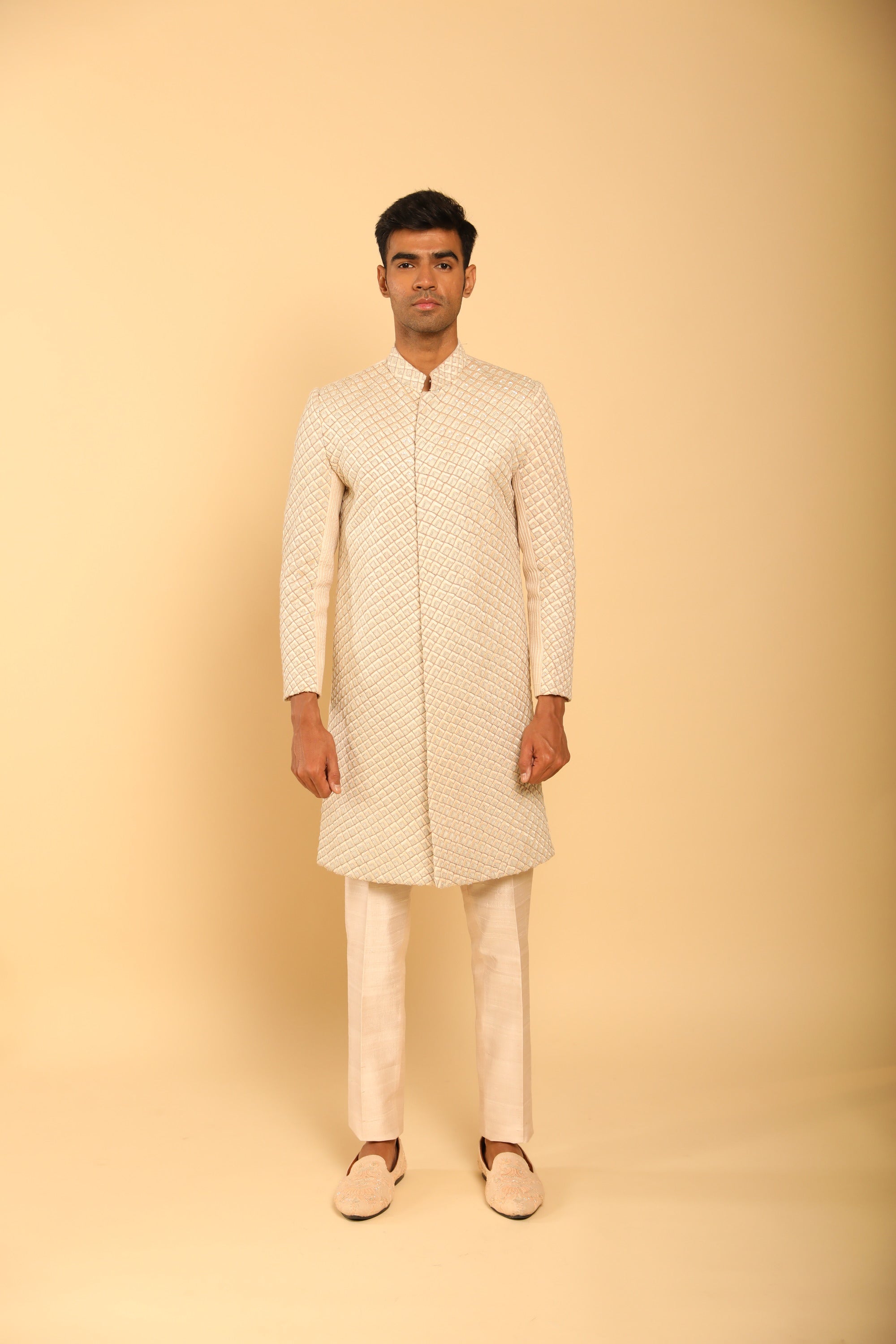 Men'S Beige Embroidered Sherwani Set
