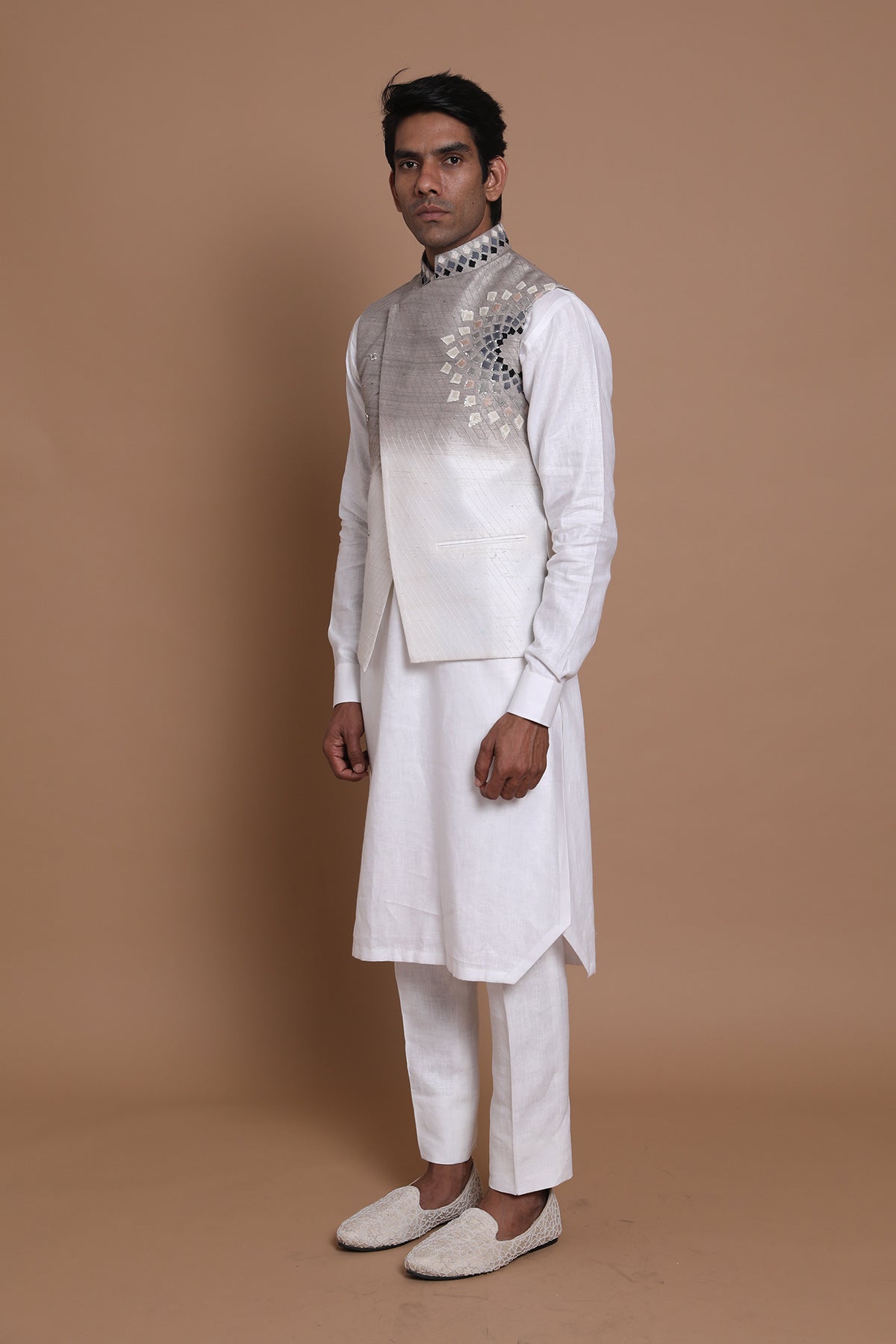 Embroidered Silk Bundi & Kurta Set