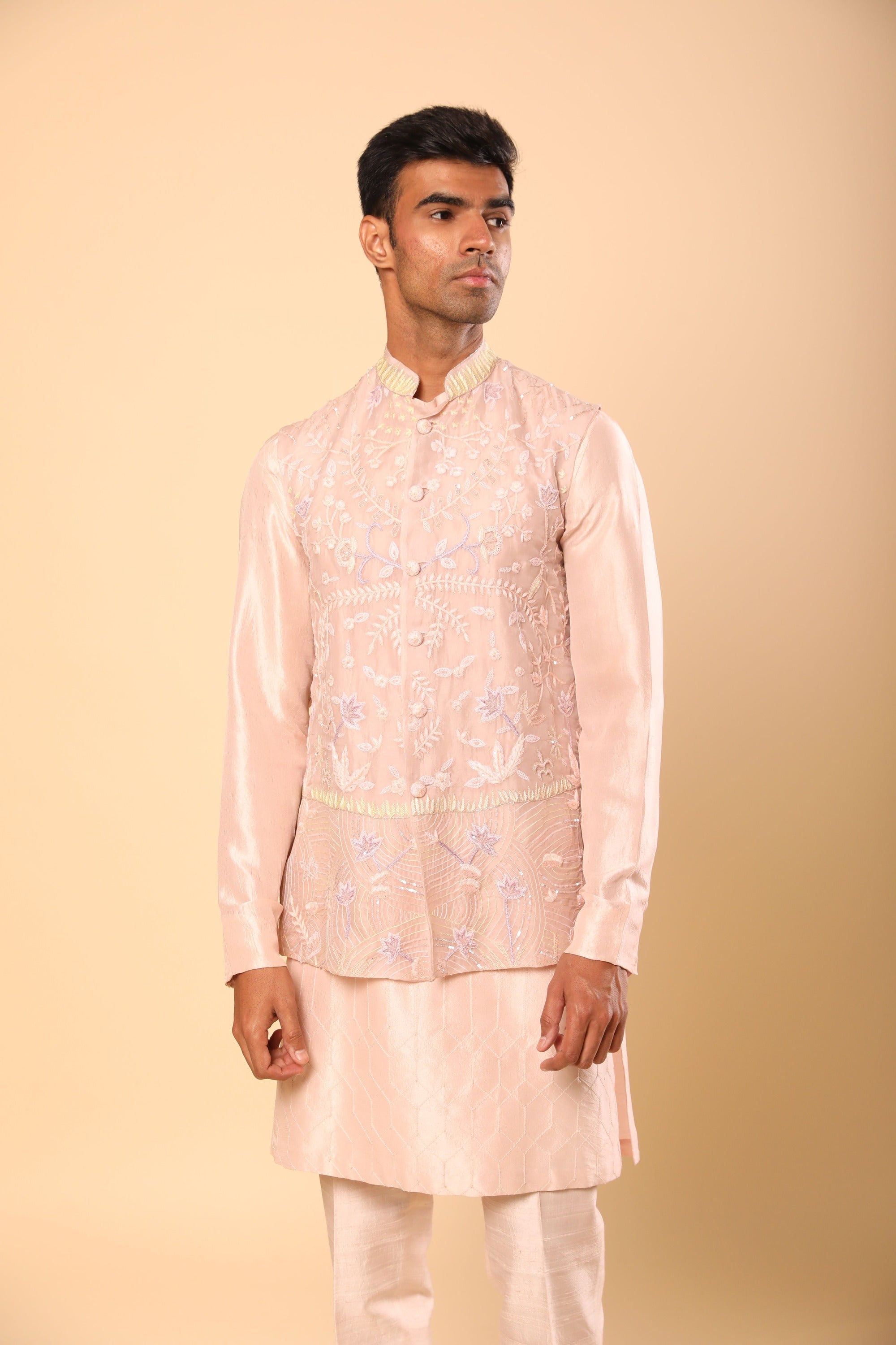 Floral Pattern Embroidered Bundi Kurta Set